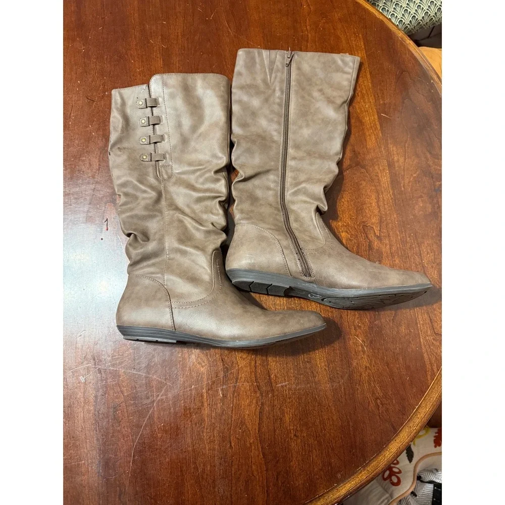 Cliffs by White Mountain Francie Taupe Slouchy Tall Boots Womens 10M C23069